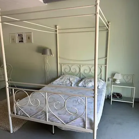 Holiday home Piscine Et Maquis